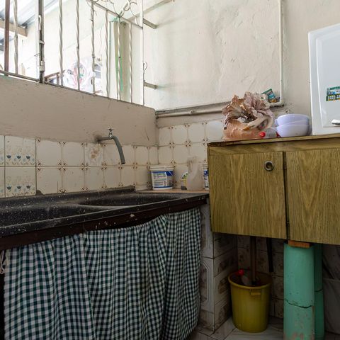 Casa à venda com 300m², 5 quartos e 3 vagas Casa à venda com 300m², 5 quartos e 3 vagasÁrea de Serviço Casa 1