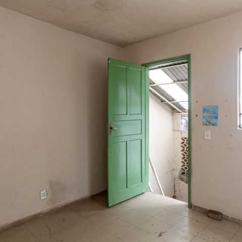 Casa à venda com 300m², 5 quartos e 3 vagas Casa à venda com 300m², 5 quartos e 3 vagasQuarto 3 Casa 1