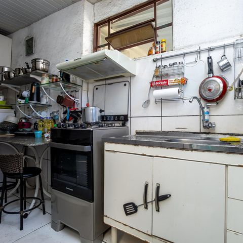 Casa à venda com 300m², 5 quartos e 3 vagas Casa à venda com 300m², 5 quartos e 3 vagasCozinha da Casa 2