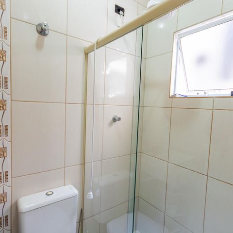 Casa à venda com 150m², 2 quartos e 2 vagas Casa à venda com 150m², 2 quartos e 2 vagasBanheiro da Suíte 1