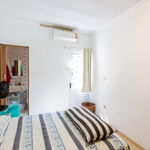 Casa à venda com 150m², 2 quartos e 2 vagas Casa à venda com 150m², 2 quartos e 2 vagasSuíte 1
