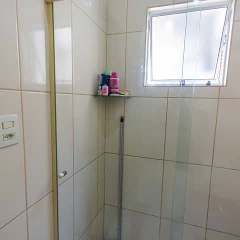 Casa à venda com 150m², 2 quartos e 2 vagas Casa à venda com 150m², 2 quartos e 2 vagasBanheiro da Suíte 2