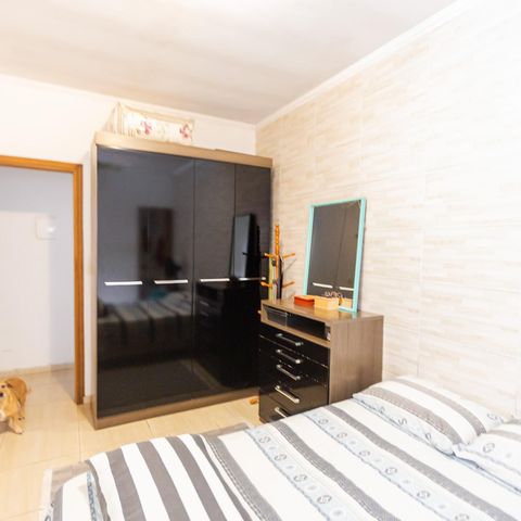 Casa à venda com 150m², 2 quartos e 2 vagas Casa à venda com 150m², 2 quartos e 2 vagasSuíte 1