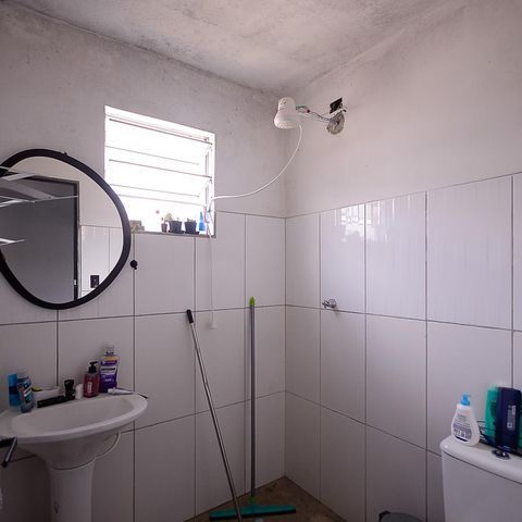Casa à venda com 317m², 5 quartos e 2 vagas Casa à venda com 317m², 5 quartos e 2 vagasCasa 3 - Banheiro