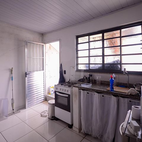 Casa à venda com 317m², 5 quartos e 2 vagas Casa à venda com 317m², 5 quartos e 2 vagasCasa 3 - Cozinha