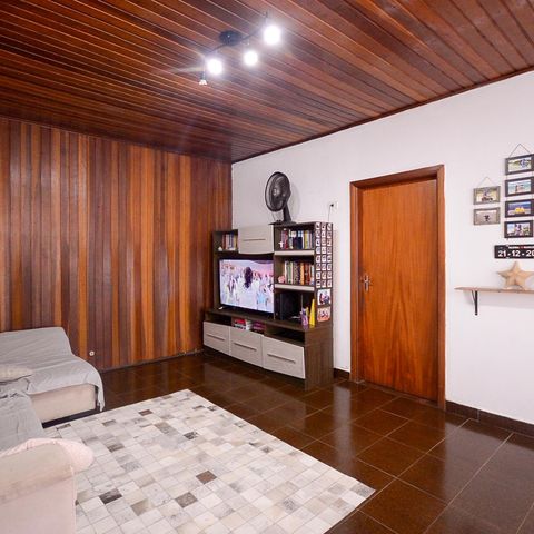 Casa à venda com 317m², 5 quartos e 2 vagas Casa à venda com 317m², 5 quartos e 2 vagasCasa 1 - Sala