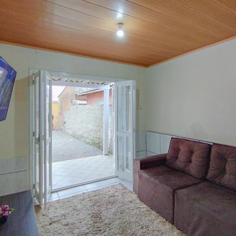 Casa à venda com 90m², 2 quartos e 1 vaga Casa à venda com 90m², 2 quartos e 1 vagaSala