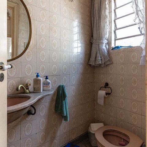 Casa à venda com 440m², 6 quartos e 8 vagasLavabo