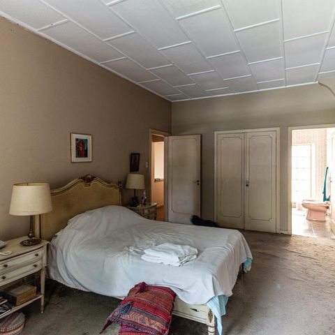 Casa à venda com 440m², 6 quartos e 8 vagasSuíte