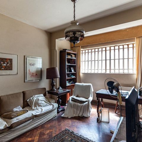 Casa à venda com 440m², 6 quartos e 8 vagasSala 2