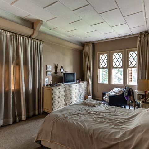 Casa à venda com 440m², 6 quartos e 8 vagasSuíte