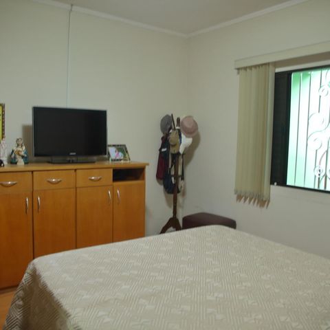 Casa à venda com 191m², 3 quartos e 3 vagasSuíte