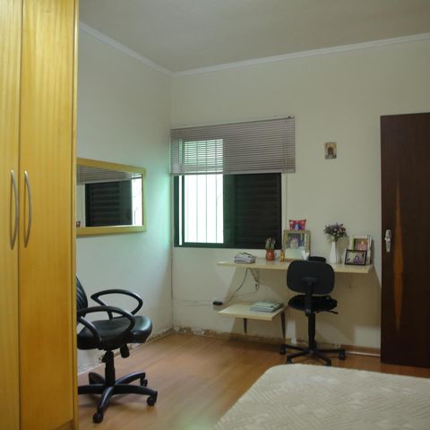 Casa à venda com 191m², 3 quartos e 3 vagasQuarto