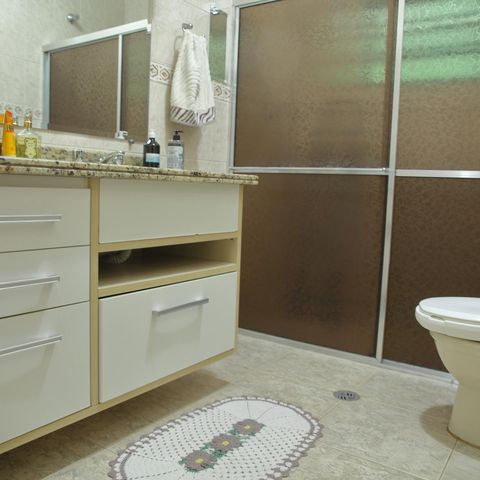Casa à venda com 191m², 3 quartos e 3 vagasBanheiro Social