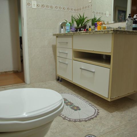 Casa à venda com 191m², 3 quartos e 3 vagasBanheiro Social