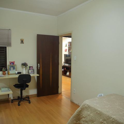 Casa à venda com 191m², 3 quartos e 3 vagasQuarto