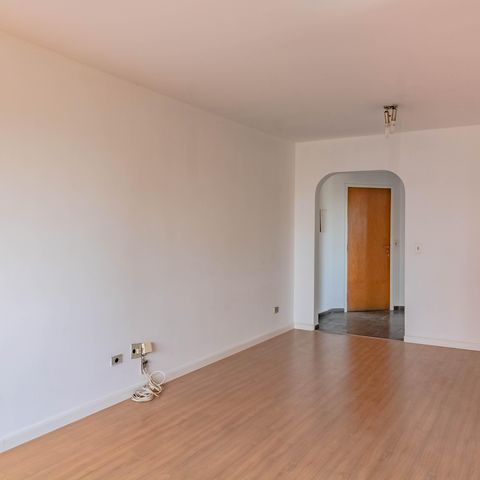 Apartamento à venda com 70m², 2 quartos e 1 vaga Apartamento à venda com 70m², 2 quartos e 1 vagaSala