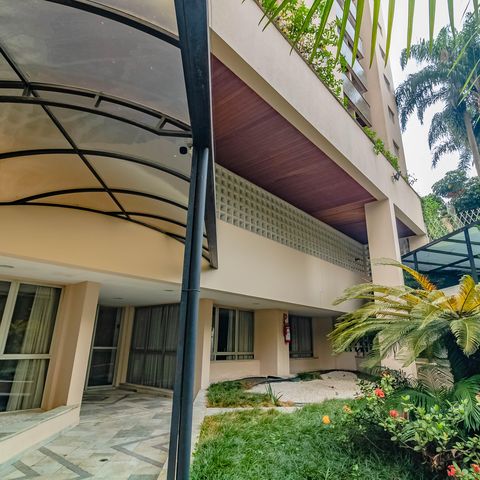 Apartamento à venda com 70m², 2 quartos e 1 vaga Apartamento à venda com 70m², 2 quartos e 1 vagaFachada