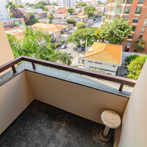 Apartamento à venda com 70m², 2 quartos e 1 vaga Apartamento à venda com 70m², 2 quartos e 1 vagaVaranda da Sala