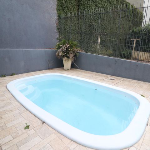 Casa à venda com 133m², 3 quartos e 2 vagasÁrea comum - Piscina