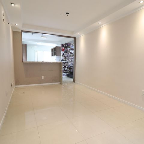 Casa à venda com 133m², 3 quartos e 2 vagasSala
