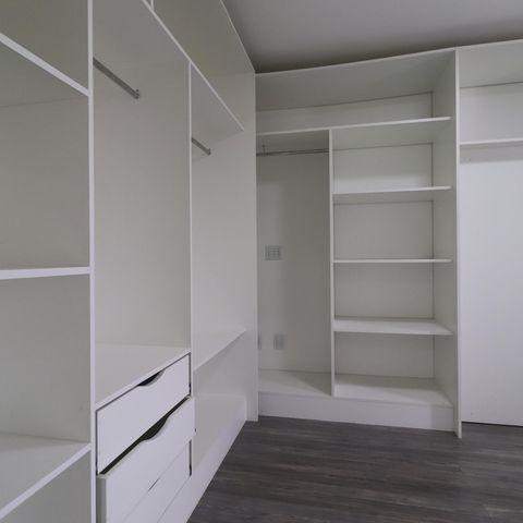 Casa à venda com 133m², 3 quartos e 2 vagasCloset