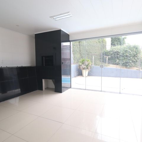 Casa à venda com 133m², 3 quartos e 2 vagasQuiosque