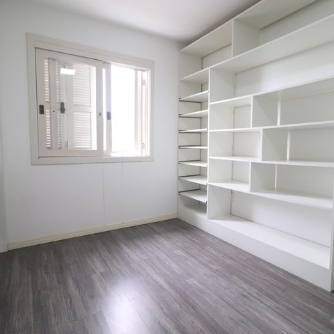 Casa à venda com 133m², 3 quartos e 2 vagasCloset