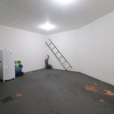 Casa à venda com 375m², 5 quartos e 3 vagasGaragem 2