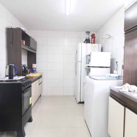 Casa à venda com 375m², 5 quartos e 3 vagasCozinha 02