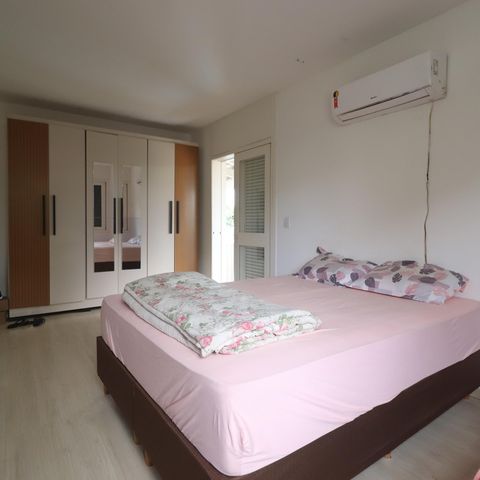 Casa à venda com 375m², 5 quartos e 3 vagasQuarto 2