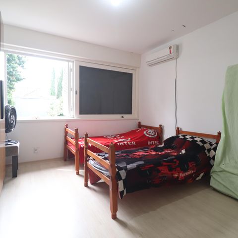 Casa à venda com 375m², 5 quartos e 3 vagasQuarto 3
