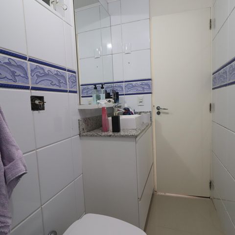 Casa à venda com 375m², 5 quartos e 3 vagasBanheiro 02