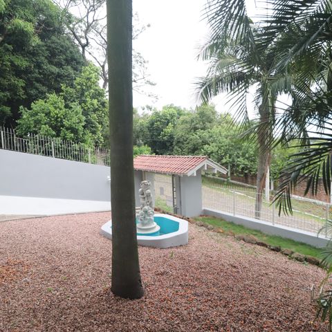 Casa à venda com 375m², 5 quartos e 3 vagasJardim