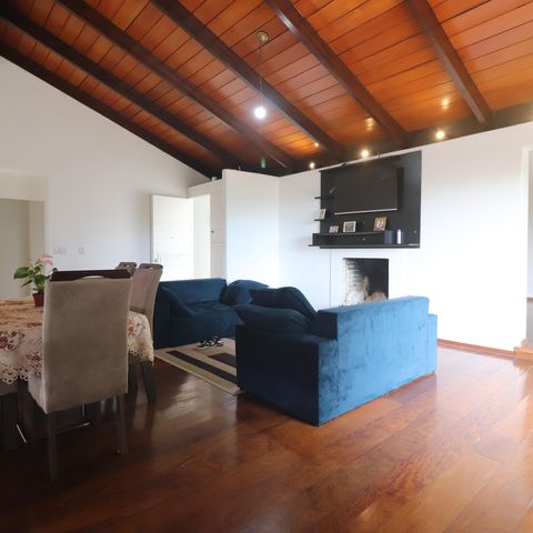 Casa à venda com 375m², 5 quartos e 3 vagas Sala 1
