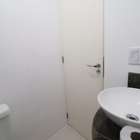 Casa à venda com 375m², 5 quartos e 3 vagasLavabo