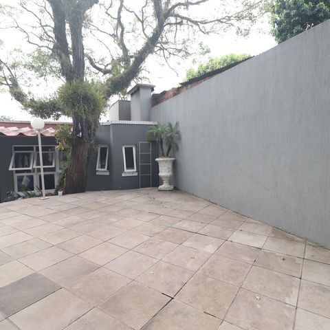 Casa à venda com 375m², 5 quartos e 3 vagasJardim