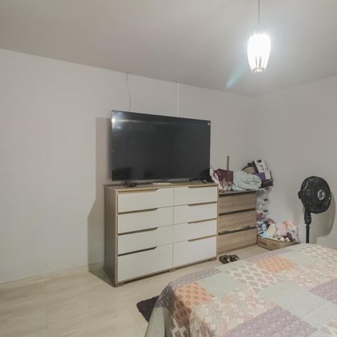 Casa à venda com 250m², 4 quartos e 2 vagas Casa à venda com 250m², 4 quartos e 2 vagasQuarto