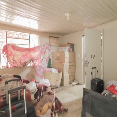 Casa à venda com 250m², 4 quartos e 2 vagas Casa à venda com 250m², 4 quartos e 2 vagasÁrea comum