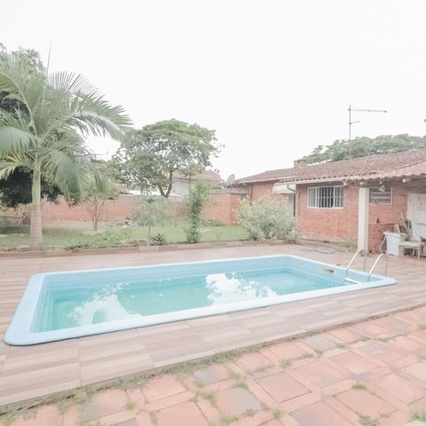 Casa à venda com 250m², 4 quartos e 2 vagas Casa à venda com 250m², 4 quartos e 2 vagasÁrea comum