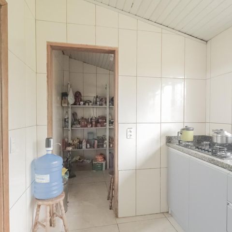 Casa à venda com 250m², 4 quartos e 2 vagas Casa à venda com 250m², 4 quartos e 2 vagasCozinha