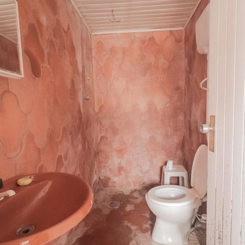 Casa à venda com 250m², 4 quartos e 2 vagas Casa à venda com 250m², 4 quartos e 2 vagasÁrea comum