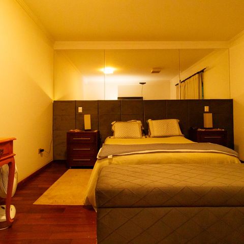 Casa à venda com 370m², 5 quartos e 4 vagas Casa à venda com 370m², 5 quartos e 4 vagasSuíte 1