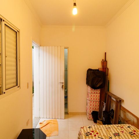 Casa à venda com 370m², 5 quartos e 4 vagas Casa à venda com 370m², 5 quartos e 4 vagasQuarto de Serviço