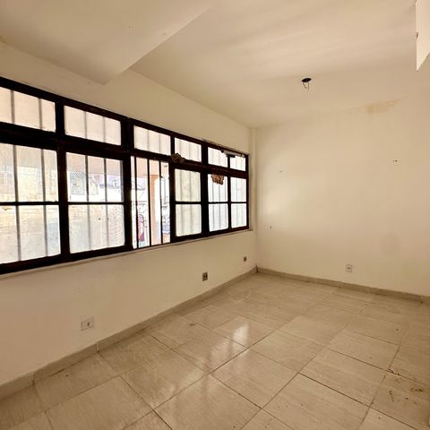 Apartamento para alugar com 170m², 3 quartos e sem vaga Apartamento para alugar com 170m², 3 quartos e sem vagaStudio