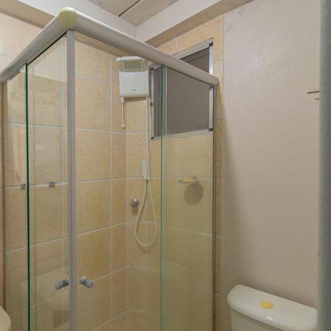 Apartamento à venda com 43m², 2 quartos e 1 vaga Apartamento à venda com 43m², 2 quartos e 1 vagaBanheiro