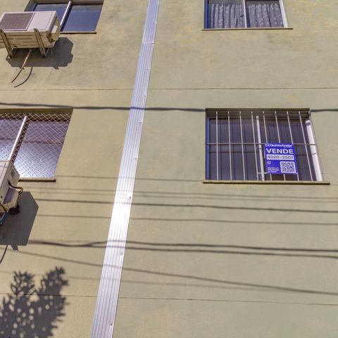 Apartamento à venda com 43m², 2 quartos e 1 vaga Apartamento à venda com 43m², 2 quartos e 1 vagaPlaca