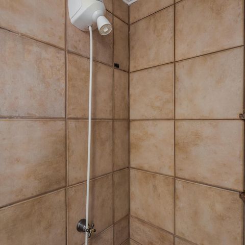 Casa de condomínio à venda com 271m², 3 quartos e 2 vagas Casa de condomínio à venda com 271m², 3 quartos e 2 vagasBanheiro