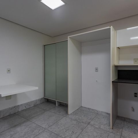 Casa de condomínio à venda com 271m², 3 quartos e 2 vagas Casa de condomínio à venda com 271m², 3 quartos e 2 vagasCozinha