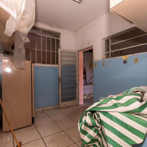 Casa à venda com 101m², 3 quartos e 2 vagas Casa à venda com 101m², 3 quartos e 2 vagasCozinha